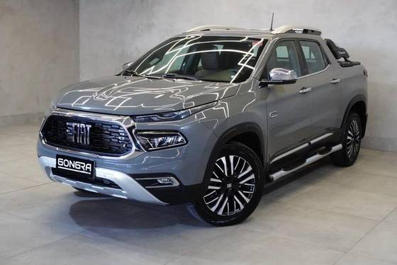 FIAT TORO 2.2 TURBO DIESEL RANCH 4WD AT9 FIAT TORO 2.2 TURBO DIESEL RANCH 4WD AT9
